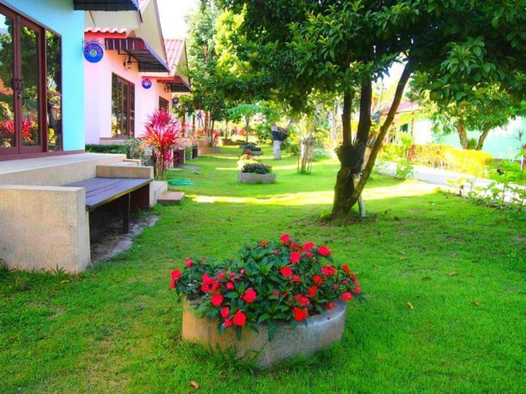 Donut Resort Mae Sai Exterior foto
